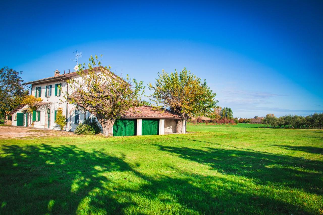 Maison d'hôtes La Fattoria à SantʼArcangelo di Romagna Extérieur photo