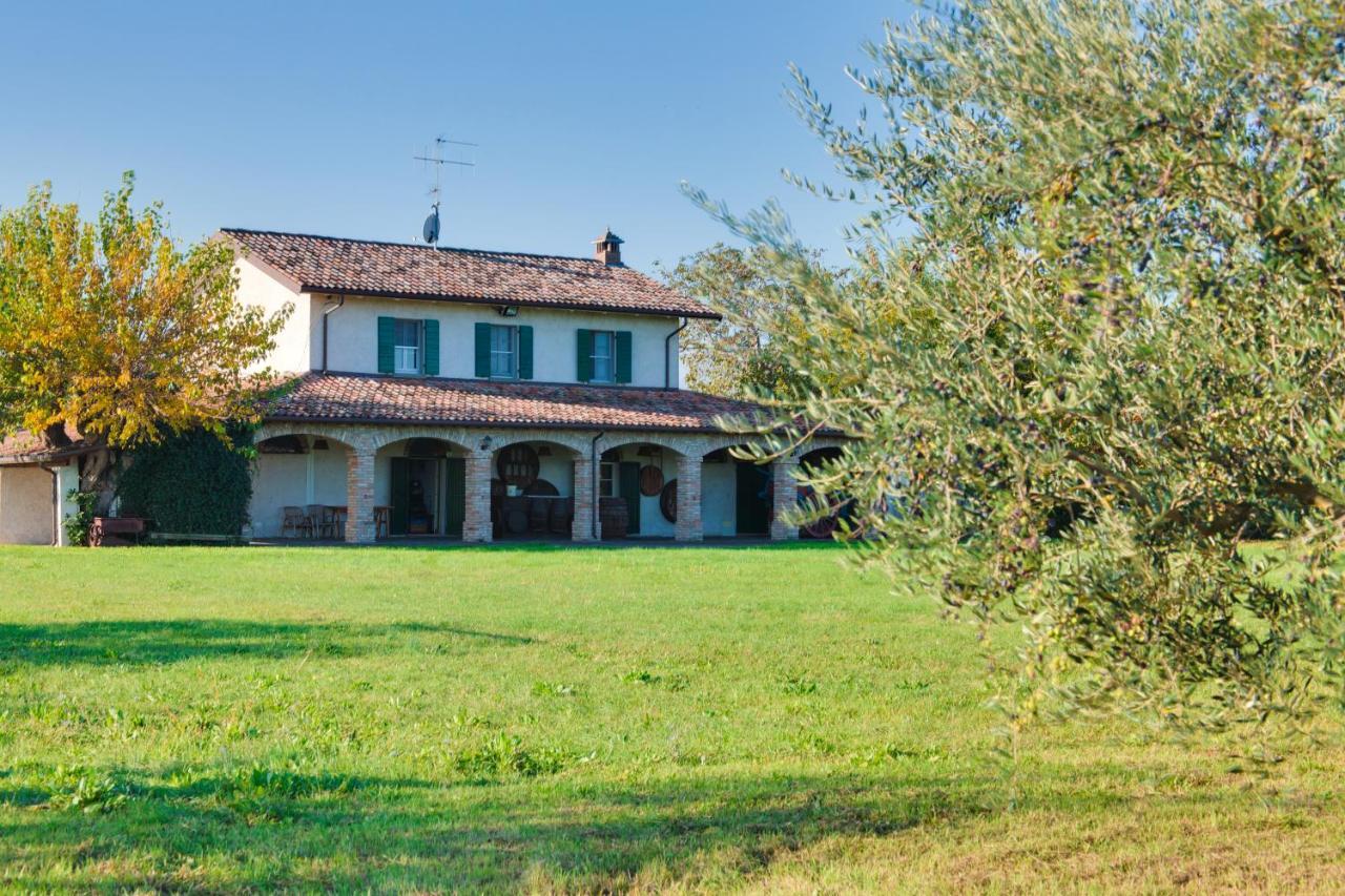 Maison d'hôtes La Fattoria à SantʼArcangelo di Romagna Extérieur photo