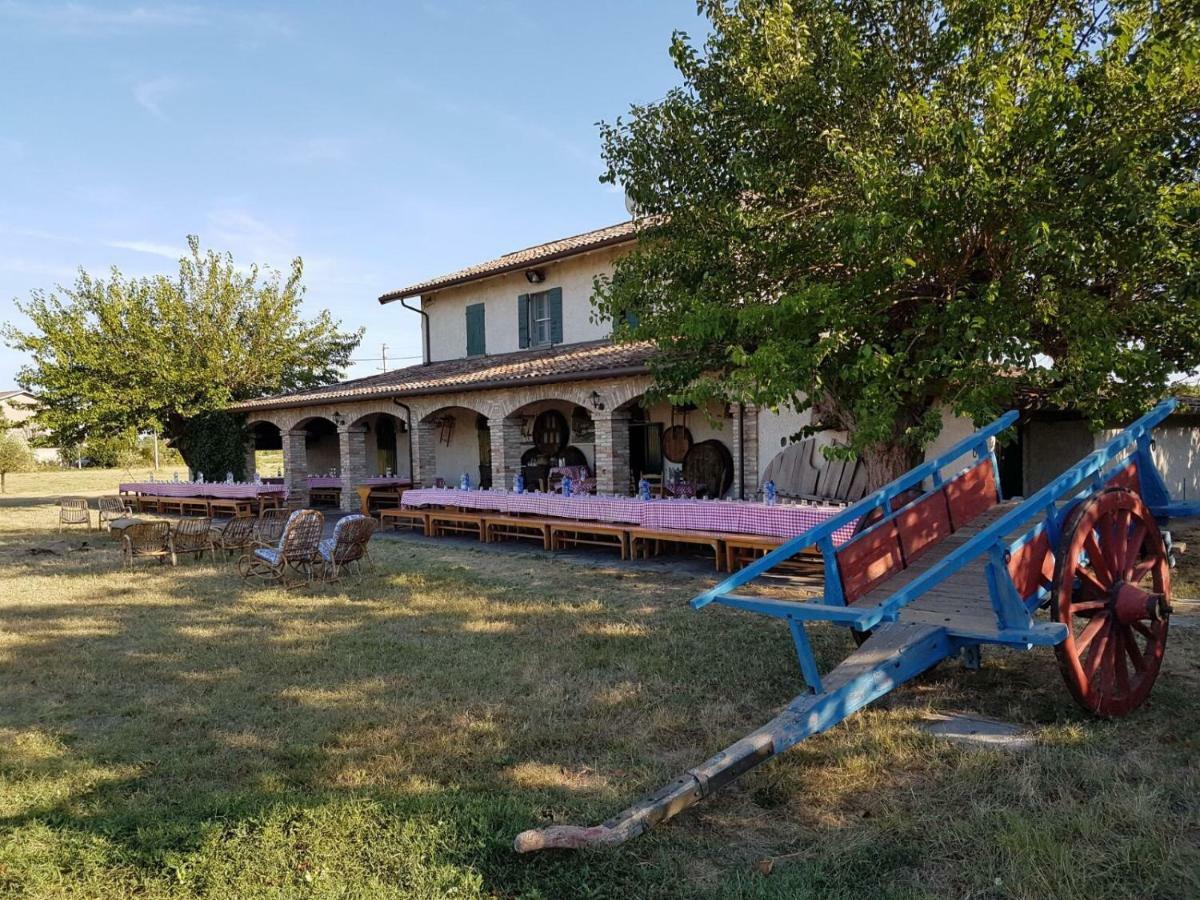 Maison d'hôtes La Fattoria à SantʼArcangelo di Romagna Extérieur photo